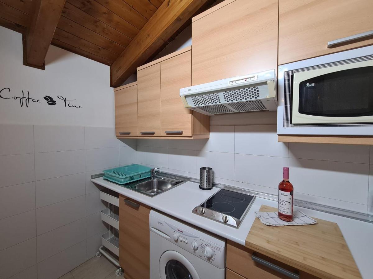 Apartamentos Dos Torres Numenor - Ático abuhardillado de madera Saragoça Exterior foto