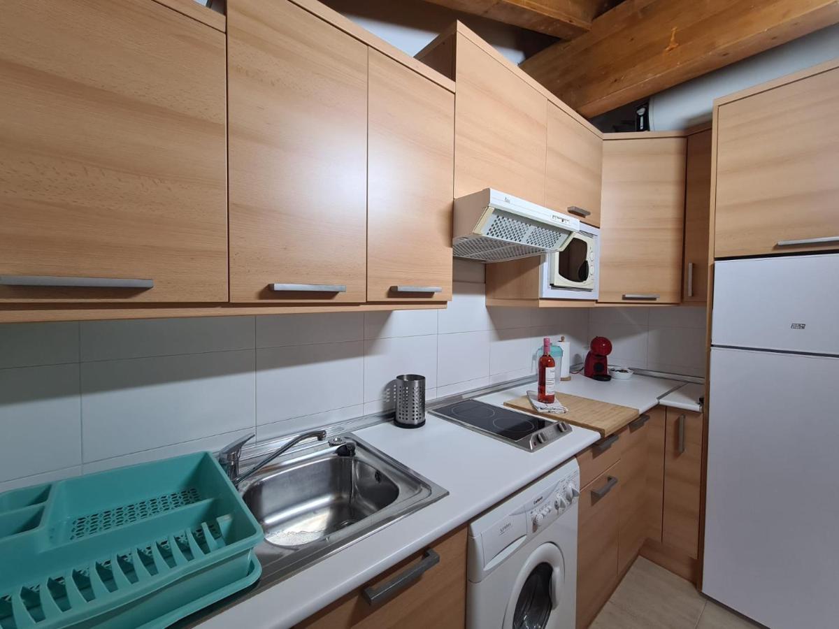 Apartamentos Dos Torres Numenor - Ático abuhardillado de madera Saragoça Exterior foto